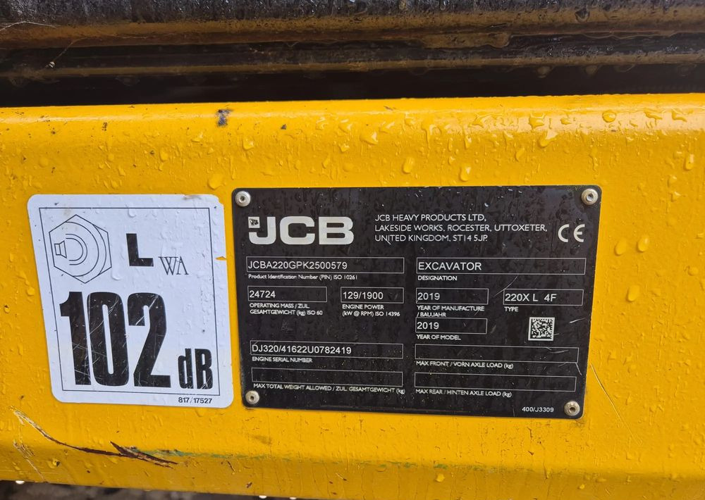 JCB 220XLC - Telakaivukone: kuva JCB 220XLC - Telakaivukone JCB 220XLC - Telakaivukone: kuva JCB 220XLC - Telakaivukone