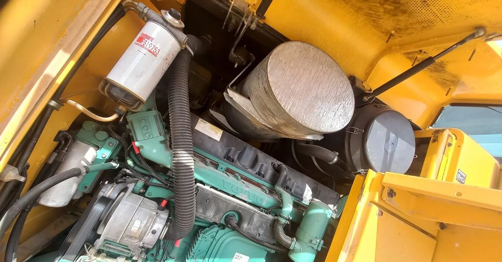 Pyöräkuormaaja Volvo L150E: kuva Pyöräkuormaaja Volvo L150E