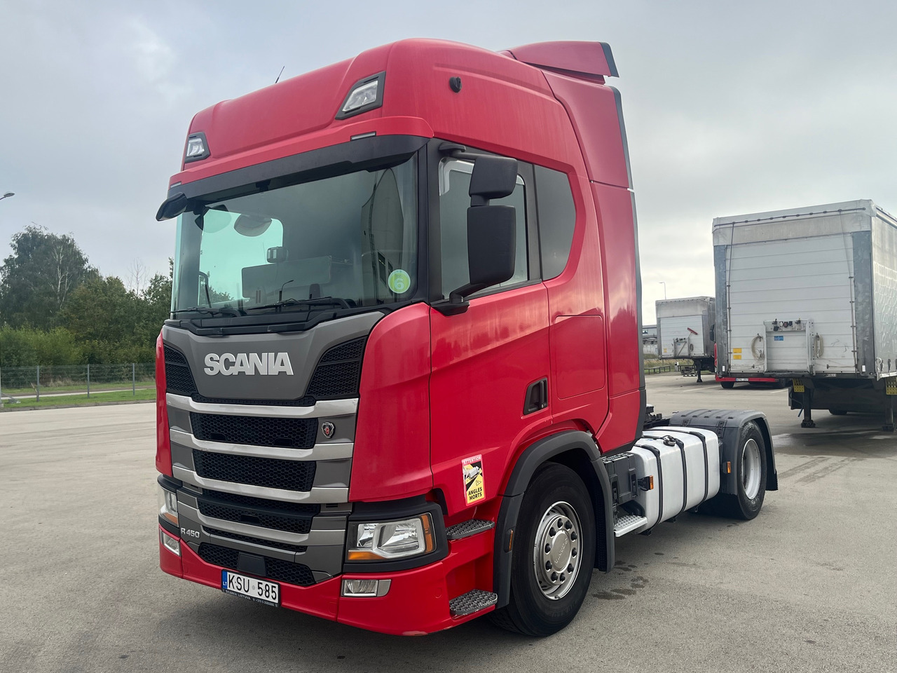 SCANIA R450 - Vetopöytäauto: kuva SCANIA R450 - Vetopöytäauto SCANIA R450 - Vetopöytäauto: kuva SCANIA R450 - Vetopöytäauto
