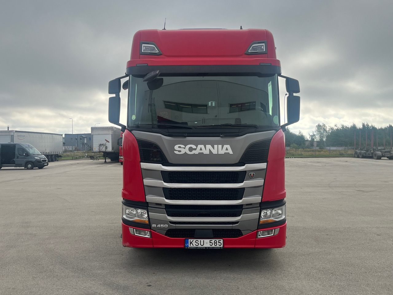 SCANIA R450 - Vetopöytäauto: kuva SCANIA R450 - Vetopöytäauto SCANIA R450 - Vetopöytäauto: kuva SCANIA R450 - Vetopöytäauto
