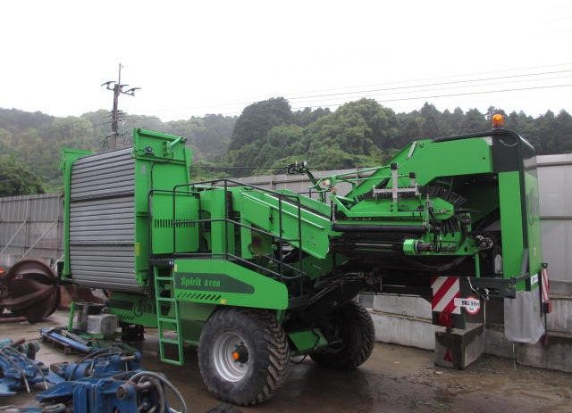 AVR SPIRIT6100 - Perunannostokone: kuva AVR SPIRIT6100 - Perunannostokone AVR SPIRIT6100 - Perunannostokone: kuva AVR SPIRIT6100 - Perunannostokone