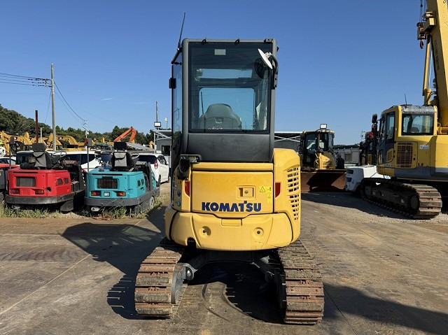 KOMATSU PC30MR-5N0 - Minikuormaaja: kuva KOMATSU PC30MR-5N0 - Minikuormaaja KOMATSU PC30MR-5N0 - Minikuormaaja: kuva KOMATSU PC30MR-5N0 - Minikuormaaja