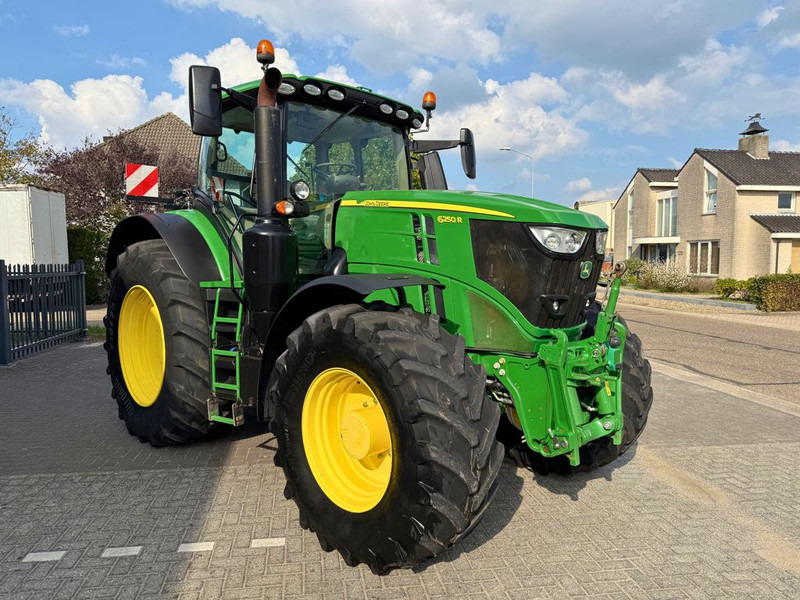 John Deere 6250R Ultimate Edition Autopowr - Traktori: kuva John Deere 6250R Ultimate Edition Autopowr - Traktori John Deere 6250R Ultimate Edition Autopowr - Traktori: kuva John Deere 6250R Ultimate Edition Autopowr - Traktori