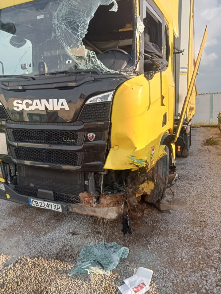 SCANIA R460 SUPER, Location: Villareal, Spain - Vetopöytäauto: kuva SCANIA R460 SUPER, Location: Villareal, Spain - Vetopöytäauto SCANIA R460 SUPER, Location: Villareal, Spain - Vetopöytäauto: kuva SCANIA R460 SUPER, Location: Villareal, Spain - Vetopöytäauto