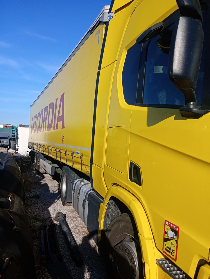 SCANIA R460 SUPER, Location: Villareal, Spain - Vetopöytäauto: kuva SCANIA R460 SUPER, Location: Villareal, Spain - Vetopöytäauto SCANIA R460 SUPER, Location: Villareal, Spain - Vetopöytäauto: kuva SCANIA R460 SUPER, Location: Villareal, Spain - Vetopöytäauto