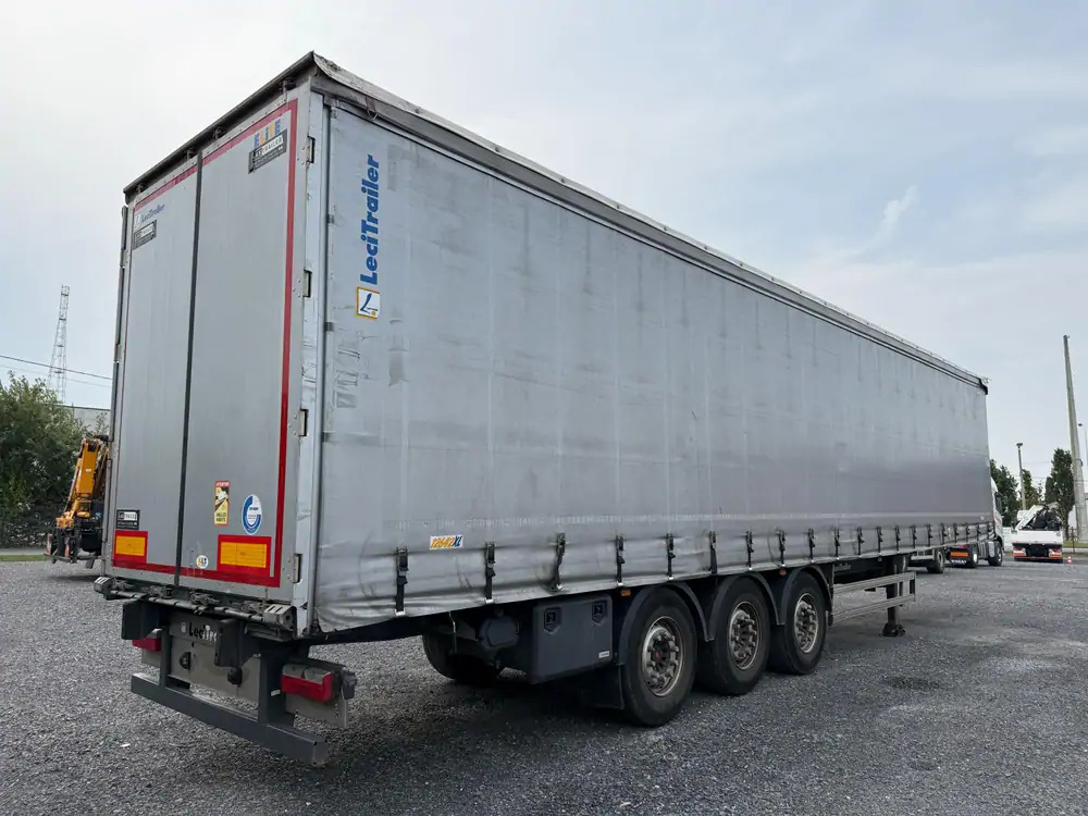 LeciTrailer Tautliner 3E20 Tautliner 3E20*1er essieu relevable*essieux SAF - Pressukapellipuoliperävaunu: kuva LeciTrailer Tautliner 3E20 Tautliner 3E20*1er essieu relevable*essieux SAF - Pressukapellipuoliperävaunu LeciTrailer Tautliner 3E20 Tautliner 3E20*1er essieu relevable*essieux SAF - Pressukapellipuoliperävaunu: kuva LeciTrailer Tautliner 3E20 Tautliner 3E20*1er essieu relevable*essieux SAF - Pressukapellipuoliperävaunu