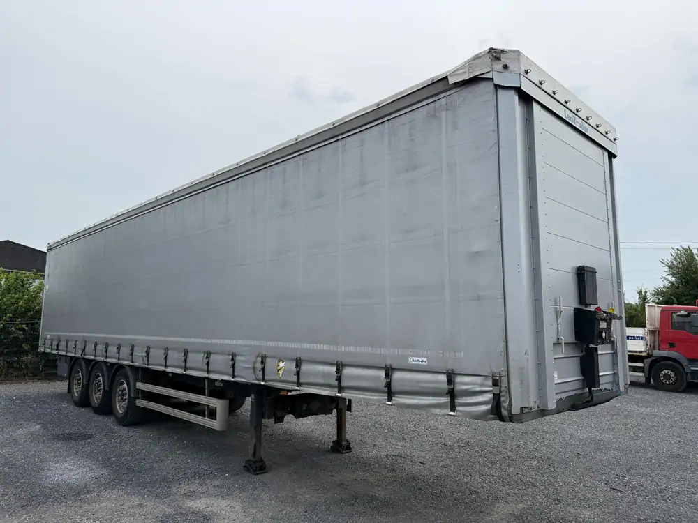LeciTrailer Tautliner 3E20 Tautliner 3E20*1er essieu relevable*essieux SAF - Pressukapellipuoliperävaunu: kuva LeciTrailer Tautliner 3E20 Tautliner 3E20*1er essieu relevable*essieux SAF - Pressukapellipuoliperävaunu LeciTrailer Tautliner 3E20 Tautliner 3E20*1er essieu relevable*essieux SAF - Pressukapellipuoliperävaunu: kuva LeciTrailer Tautliner 3E20 Tautliner 3E20*1er essieu relevable*essieux SAF - Pressukapellipuoliperävaunu