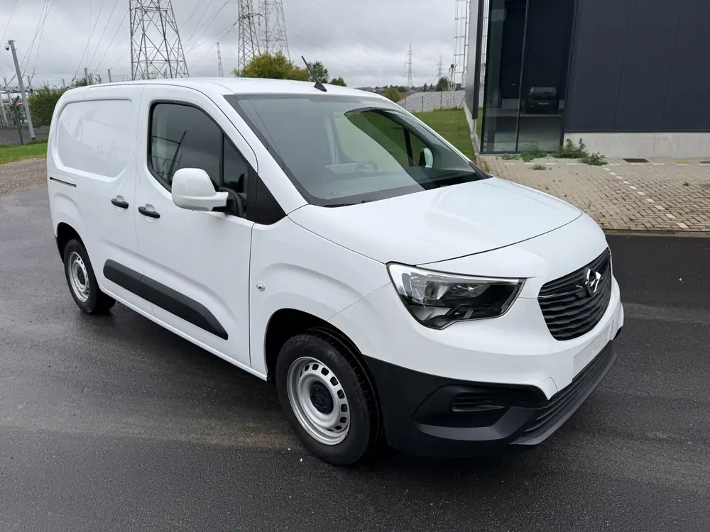 Opel Combo *102 cv*53600 km*Apple Car Play - Pieni pakettiauto: kuva Opel Combo *102 cv*53600 km*Apple Car Play - Pieni pakettiauto Opel Combo *102 cv*53600 km*Apple Car Play - Pieni pakettiauto: kuva Opel Combo *102 cv*53600 km*Apple Car Play - Pieni pakettiauto
