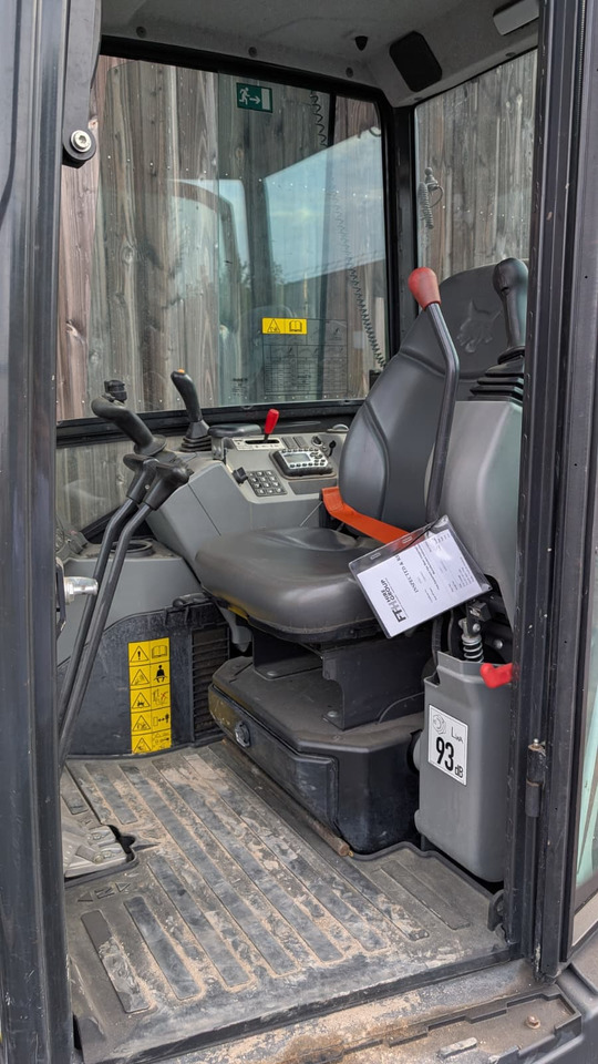 BOBCAT E 26 - Minikuormaaja: kuva BOBCAT E 26 - Minikuormaaja BOBCAT E 26 - Minikuormaaja: kuva BOBCAT E 26 - Minikuormaaja