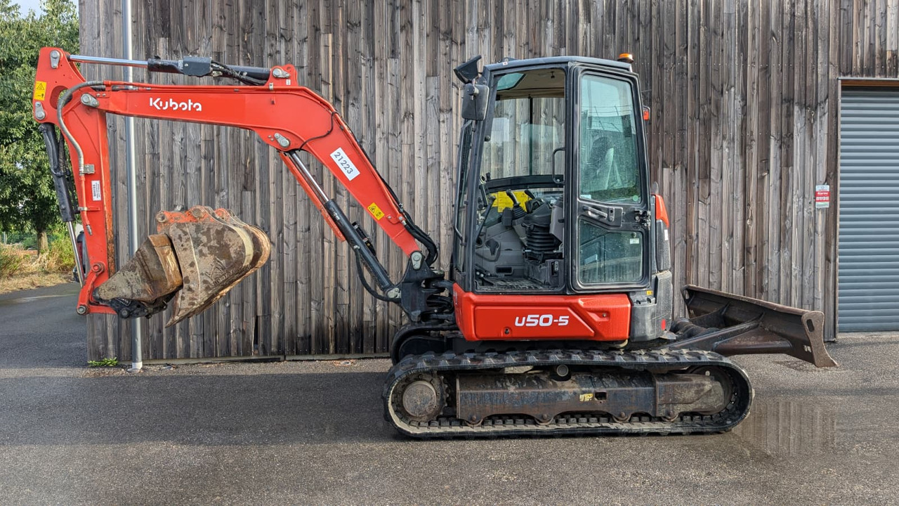 KUBOTA U50-5 - Minikuormaaja: kuva KUBOTA U50-5 - Minikuormaaja KUBOTA U50-5 - Minikuormaaja: kuva KUBOTA U50-5 - Minikuormaaja