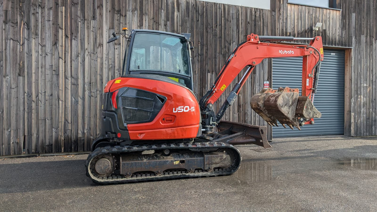 KUBOTA U50-5 - Minikuormaaja: kuva KUBOTA U50-5 - Minikuormaaja KUBOTA U50-5 - Minikuormaaja: kuva KUBOTA U50-5 - Minikuormaaja