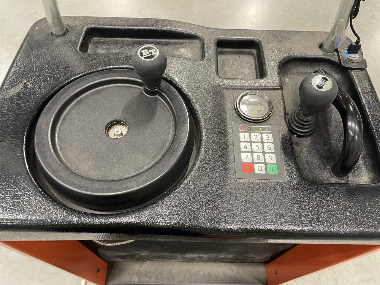 BT 609 AC TT - Kerailytrukki: kuva BT 609 AC TT - Kerailytrukki BT 609 AC TT - Kerailytrukki: kuva BT 609 AC TT - Kerailytrukki