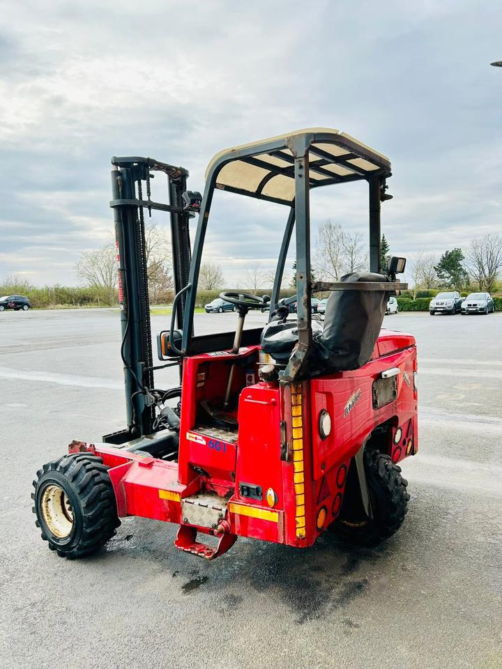 Moffett M5-20.3 + Bj. 2014 + 3,66mtr. Masthöhe + gr. Reifen - Ajoneuvotrukki: kuva Moffett M5-20.3 + Bj. 2014 + 3,66mtr. Masthöhe + gr. Reifen - Ajoneuvotrukki Moffett M5-20.3 + Bj. 2014 + 3,66mtr. Masthöhe + gr. Reifen - Ajoneuvotrukki: kuva Moffett M5-20.3 + Bj. 2014 + 3,66mtr. Masthöhe + gr. Reifen - Ajoneuvotrukki