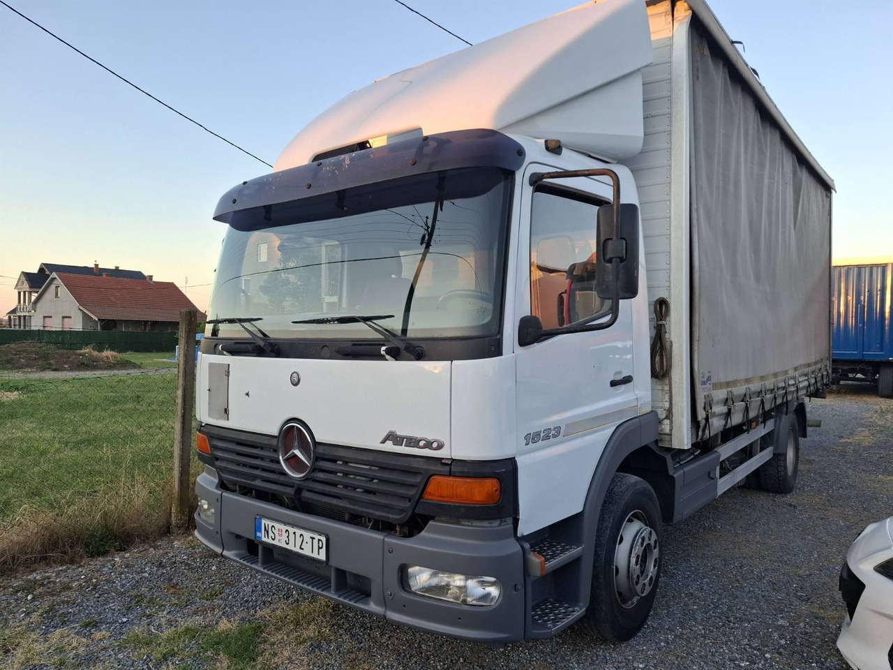 MERCEDES-BENZ ATEGO 1523 - Kuorma-auto: kuva MERCEDES-BENZ ATEGO 1523 - Kuorma-auto MERCEDES-BENZ ATEGO 1523 - Kuorma-auto: kuva MERCEDES-BENZ ATEGO 1523 - Kuorma-auto