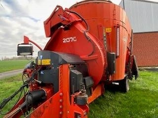 Kuhn Typ 2070  - Seosrehuvaunu: kuva Kuhn Typ 2070  - Seosrehuvaunu Kuhn Typ 2070  - Seosrehuvaunu: kuva Kuhn Typ 2070  - Seosrehuvaunu