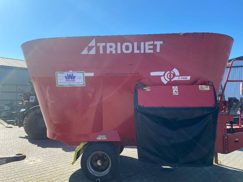 Trioliet SM-2-14-ZK - Seosrehuvaunu: kuva Trioliet SM-2-14-ZK - Seosrehuvaunu Trioliet SM-2-14-ZK - Seosrehuvaunu: kuva Trioliet SM-2-14-ZK - Seosrehuvaunu