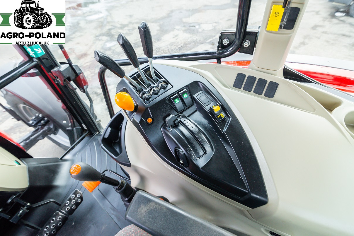 MASSEY FERGUSON 6713 - 2019 ROK - 2459 h - Traktori: kuva MASSEY FERGUSON 6713 - 2019 ROK - 2459 h - Traktori MASSEY FERGUSON 6713 - 2019 ROK - 2459 h - Traktori: kuva MASSEY FERGUSON 6713 - 2019 ROK - 2459 h - Traktori