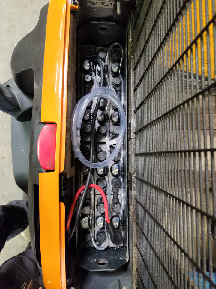 STILL EXV12 - Pinoamistrukki: kuva STILL EXV12 - Pinoamistrukki STILL EXV12 - Pinoamistrukki: kuva STILL EXV12 - Pinoamistrukki