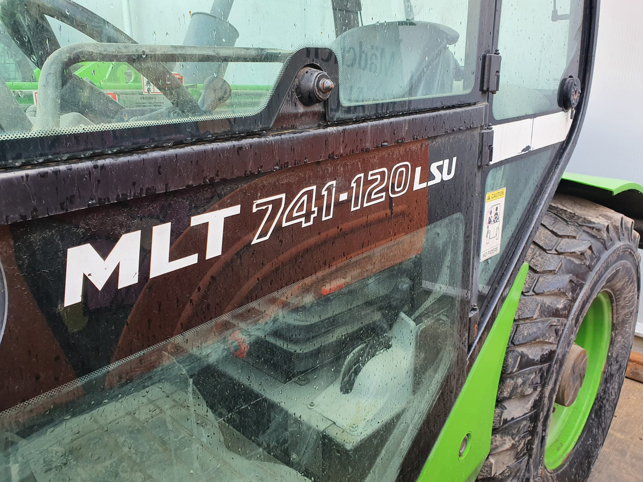 Kurottaja Manitou MLT 741-120 LSU: kuva Kurottaja Manitou MLT 741-120 LSU Kurottaja Manitou MLT 741-120 LSU: kuva Kurottaja Manitou MLT 741-120 LSU