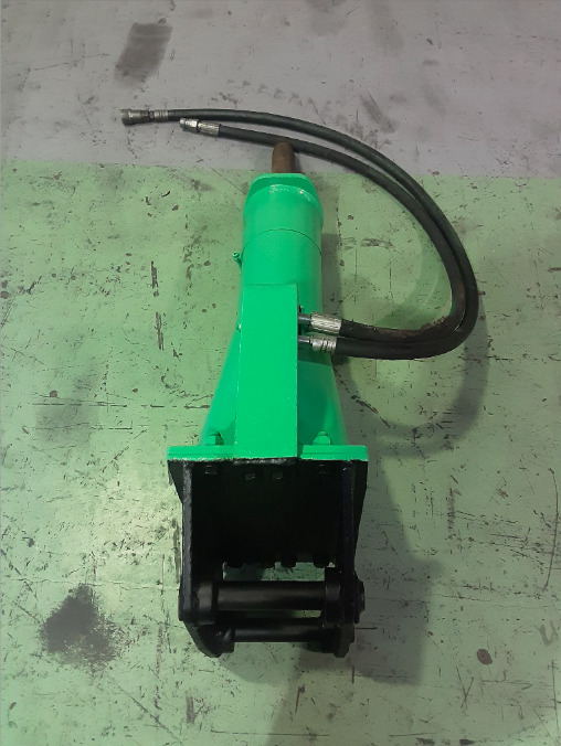 MONTABERT BRP70 - Iskuvasara: kuva MONTABERT BRP70 - Iskuvasara MONTABERT BRP70 - Iskuvasara: kuva MONTABERT BRP70 - Iskuvasara