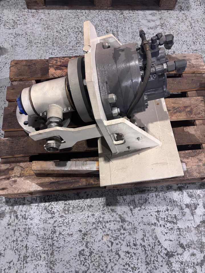 POCLAIN MS 11 - Hydraulimoottori - Porakone: kuva POCLAIN MS 11 - Hydraulimoottori - Porakone POCLAIN MS 11 - Hydraulimoottori - Porakone: kuva POCLAIN MS 11 - Hydraulimoottori - Porakone