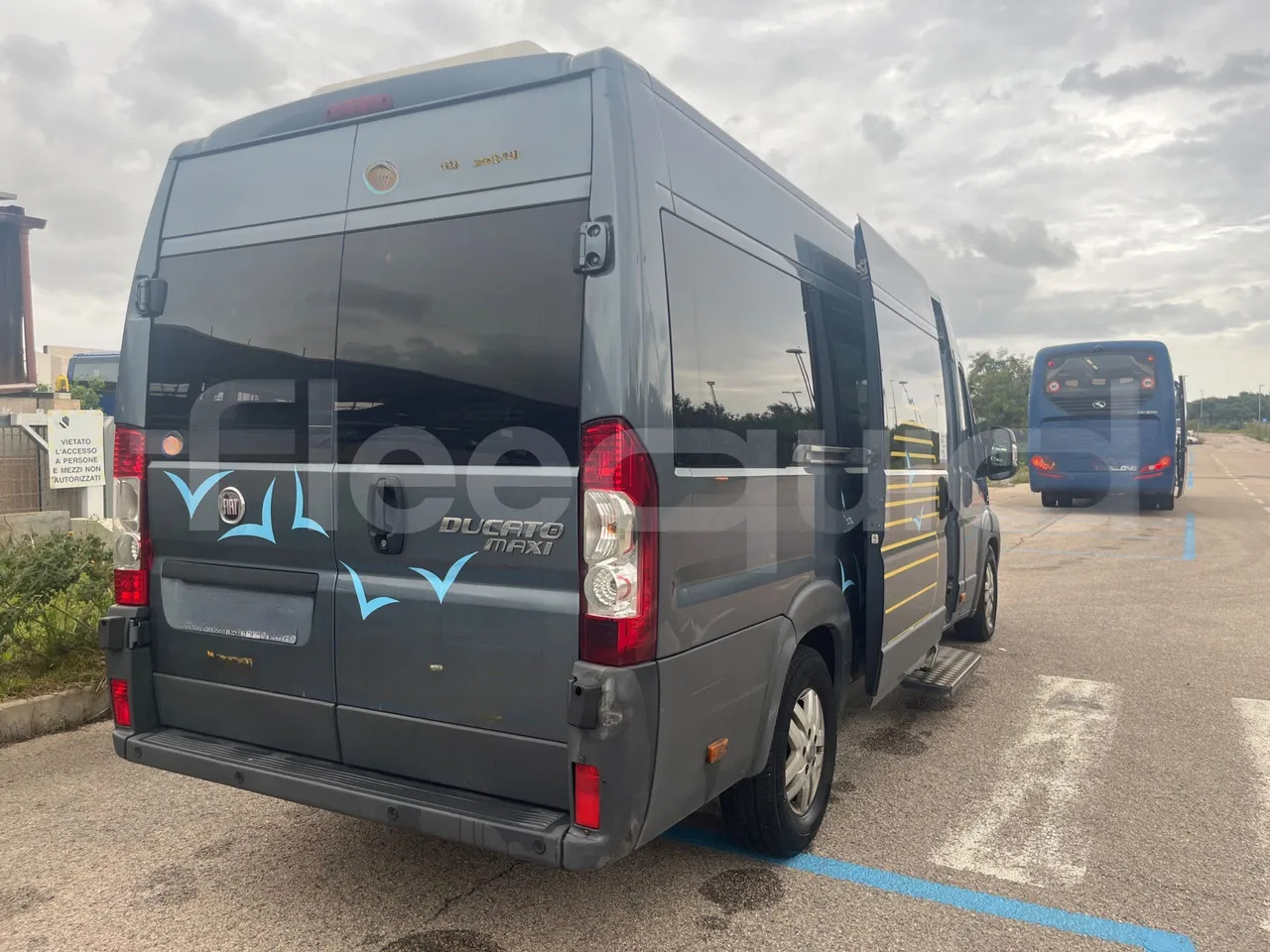 Fiat Ducato - Minibussi, Pikkubussi: kuva Fiat Ducato - Minibussi, Pikkubussi Fiat Ducato - Minibussi, Pikkubussi: kuva Fiat Ducato - Minibussi, Pikkubussi