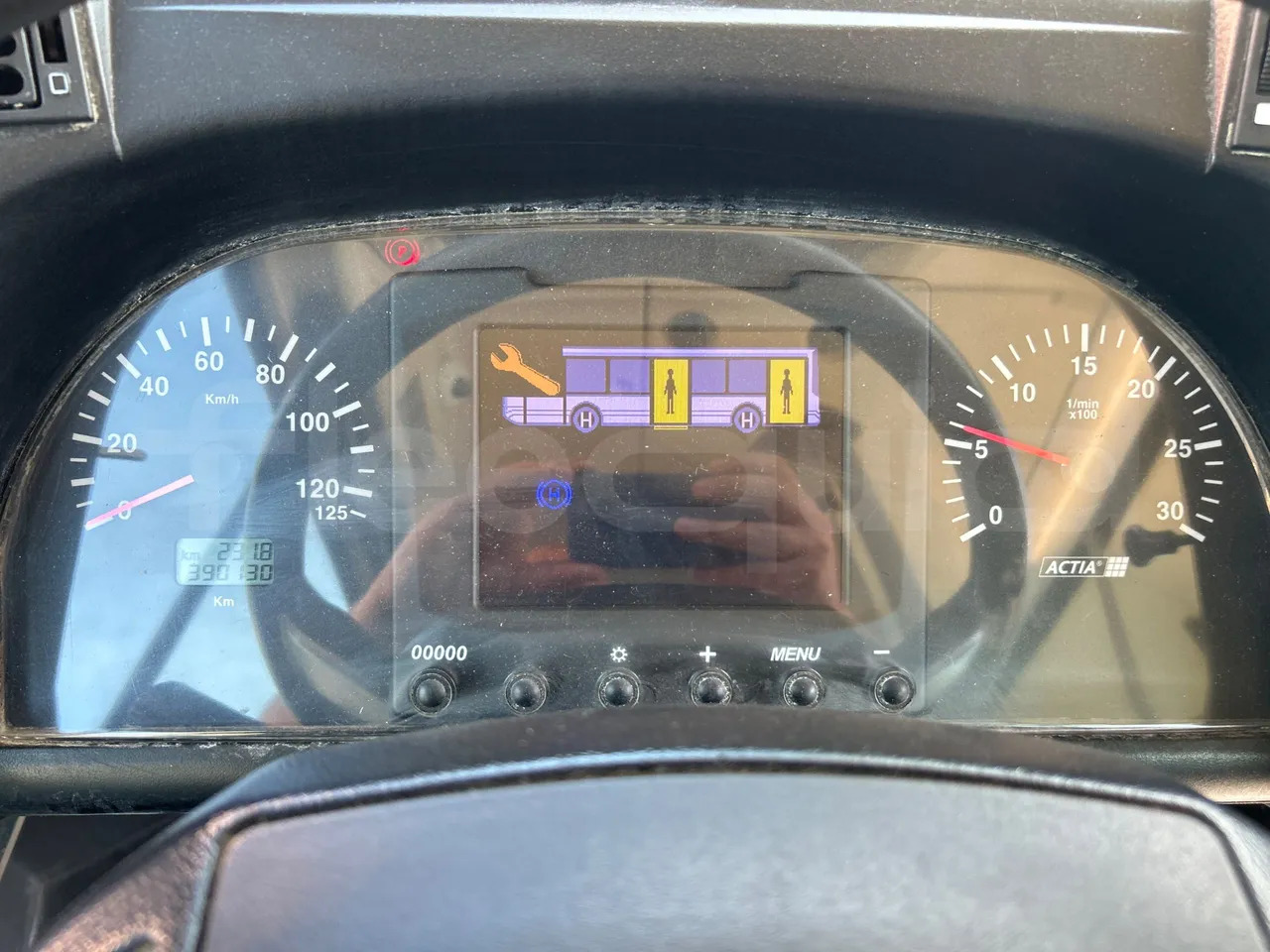 Heuliez GX127 - Linja-auto: kuva Heuliez GX127 - Linja-auto Heuliez GX127 - Linja-auto: kuva Heuliez GX127 - Linja-auto