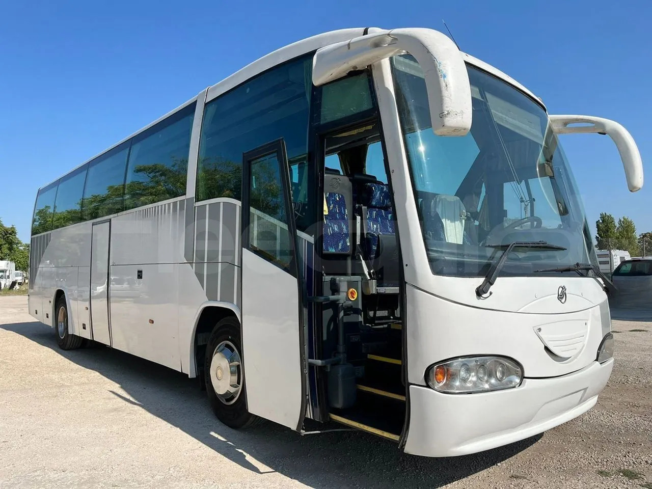 Irizar Scania Century - Turistibussi: kuva Irizar Scania Century - Turistibussi Irizar Scania Century - Turistibussi: kuva Irizar Scania Century - Turistibussi