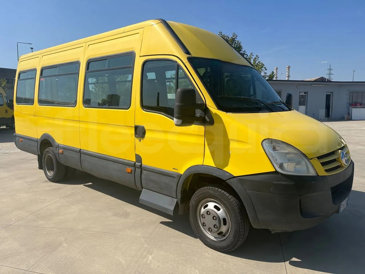 Iveco A50 - Koulubussi: kuva  Iveco A50 - Koulubussi Iveco A50 - Koulubussi: kuva  Iveco A50 - Koulubussi