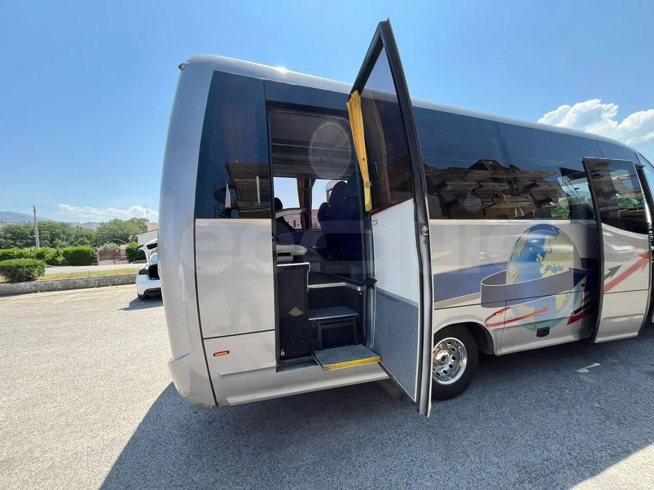 Turistibussi Iveco A65C/E4/27: kuva Turistibussi Iveco A65C/E4/27 Turistibussi Iveco A65C/E4/27: kuva Turistibussi Iveco A65C/E4/27