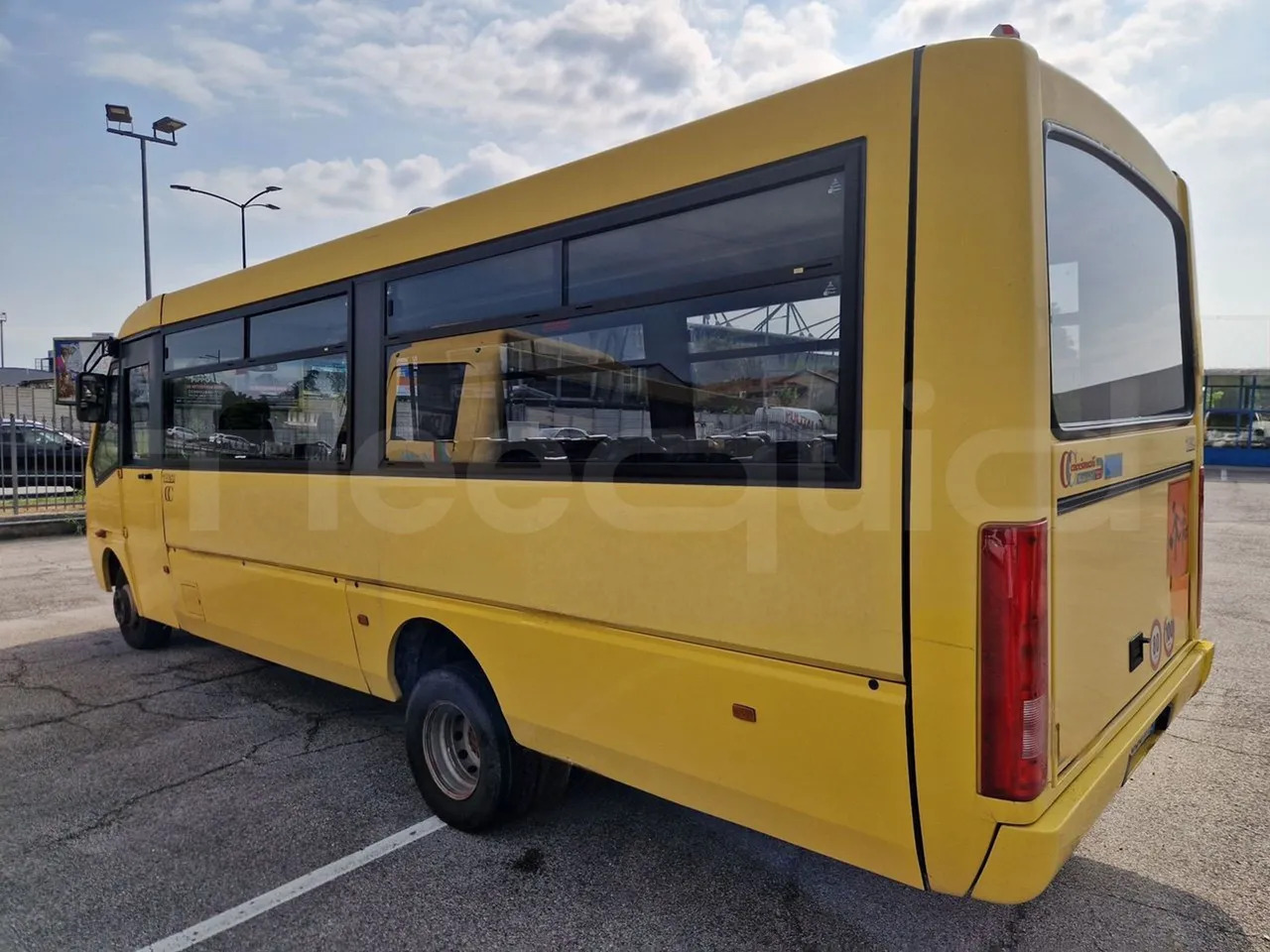 Koulubussi Iveco Cacciamali: kuva Koulubussi Iveco Cacciamali Koulubussi Iveco Cacciamali: kuva Koulubussi Iveco Cacciamali