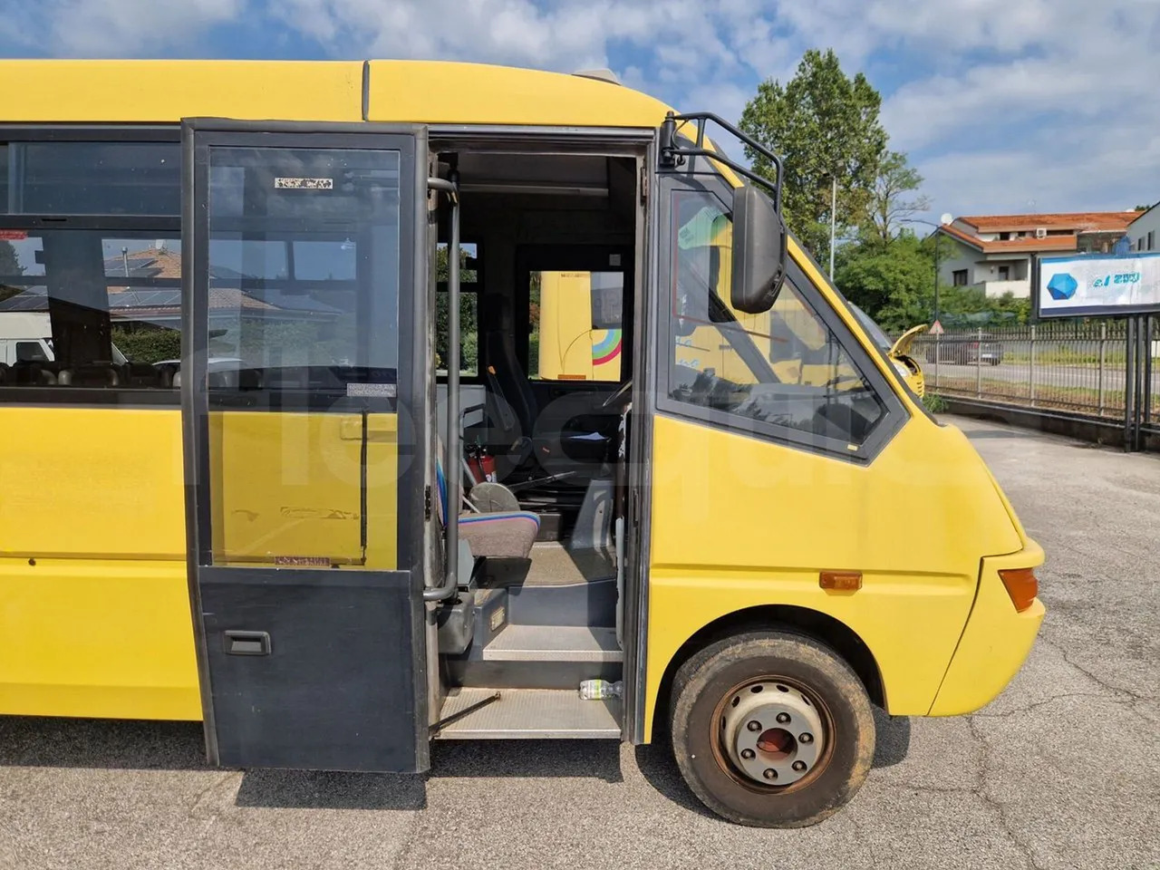 Koulubussi Iveco Cacciamali: kuva Koulubussi Iveco Cacciamali Koulubussi Iveco Cacciamali: kuva Koulubussi Iveco Cacciamali
