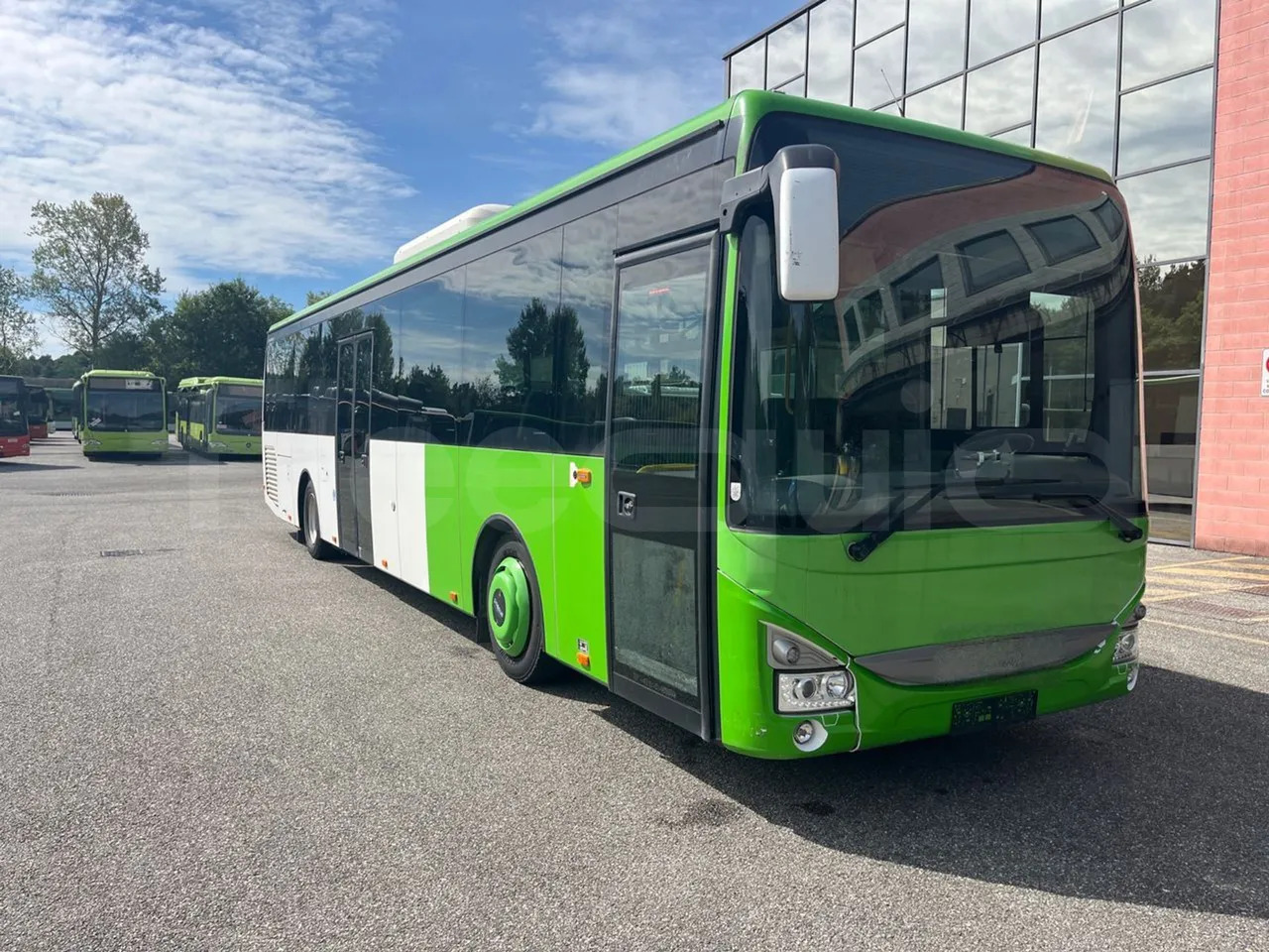 Iveco Crossway - Esikaupunkien linja: kuva Iveco Crossway - Esikaupunkien linja Iveco Crossway - Esikaupunkien linja: kuva Iveco Crossway - Esikaupunkien linja