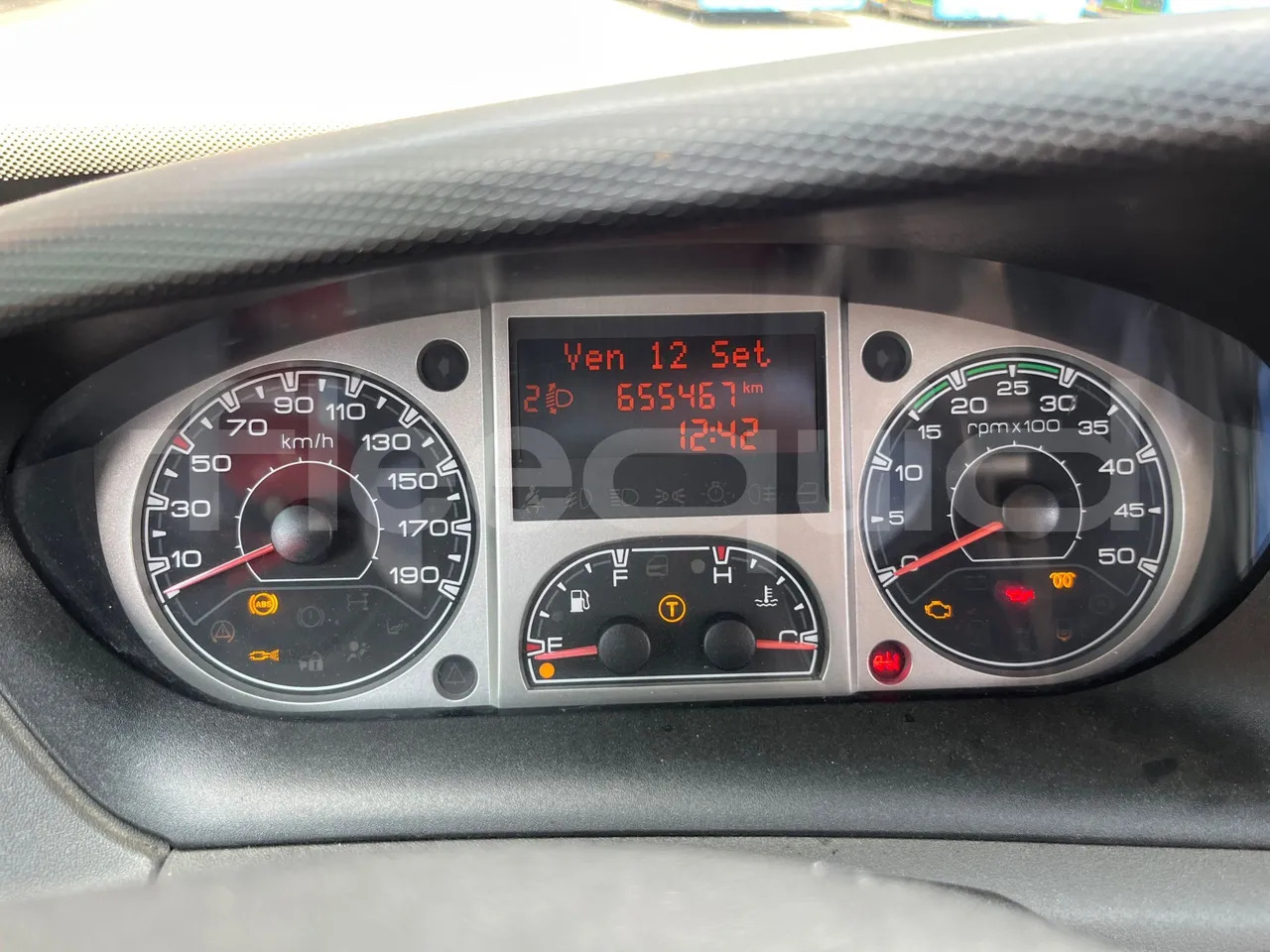 Iveco Daily - Turistibussi: kuva Iveco Daily - Turistibussi Iveco Daily - Turistibussi: kuva Iveco Daily - Turistibussi