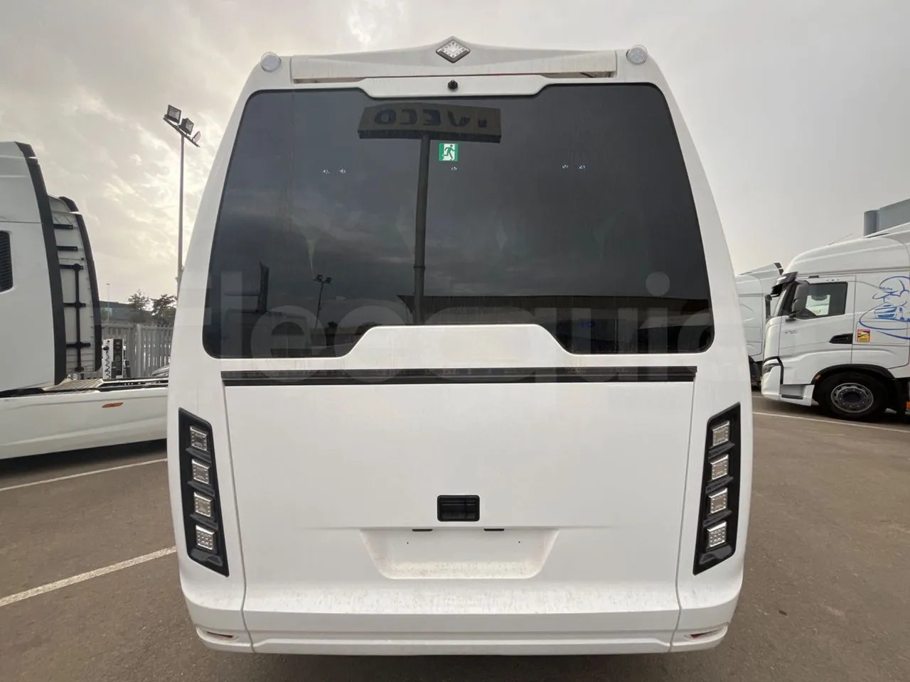 Iveco Indcar - Turistibussi: kuva Iveco Indcar - Turistibussi Iveco Indcar - Turistibussi: kuva Iveco Indcar - Turistibussi
