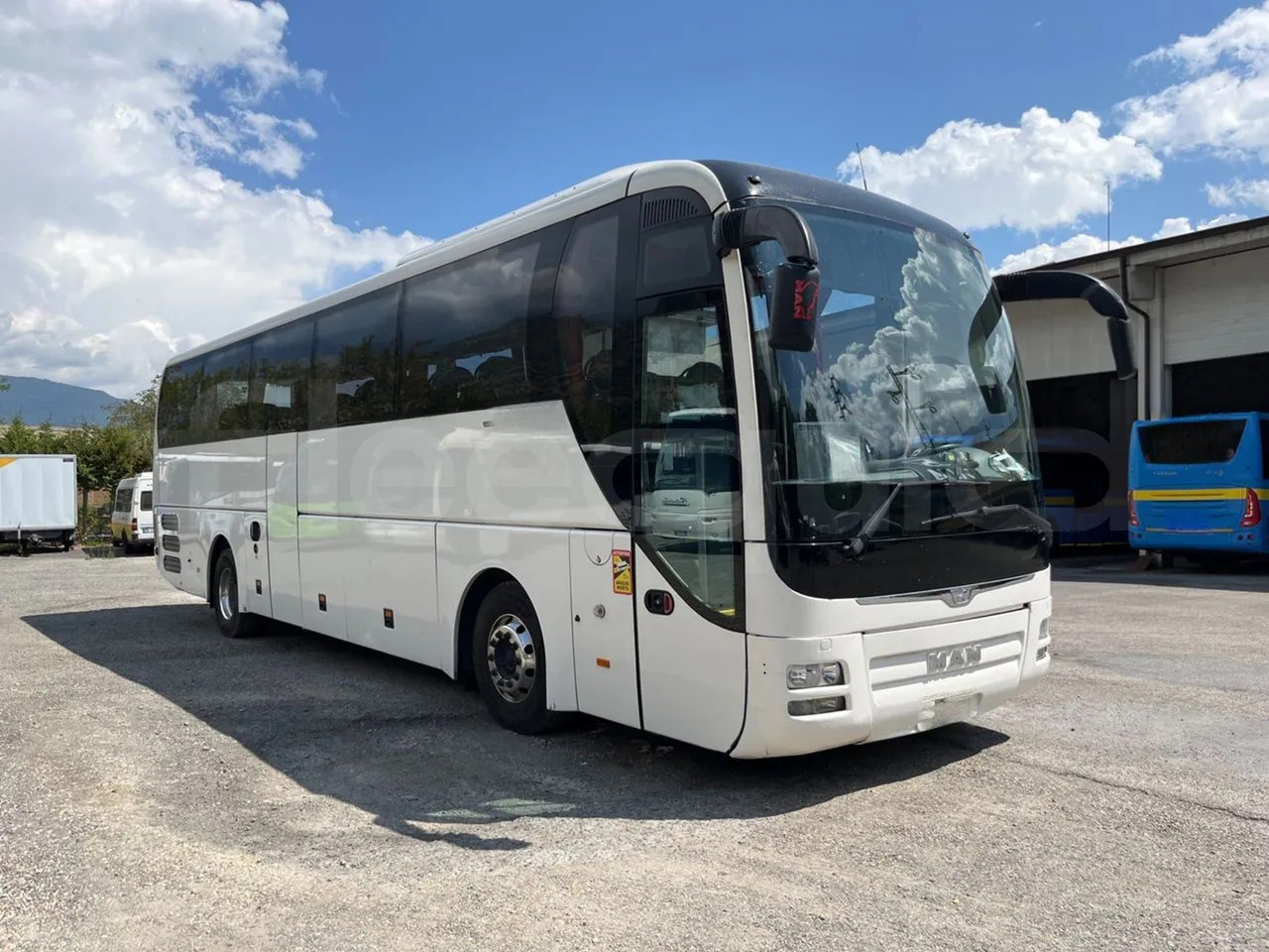 Man Lion's Coach - Turistibussi: kuva Man Lion's Coach - Turistibussi Man Lion's Coach - Turistibussi: kuva Man Lion's Coach - Turistibussi