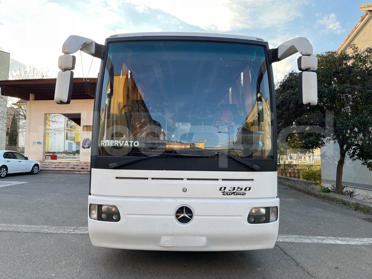 Mercedes-Benz 0 350 - Turistibussi: kuva Mercedes-Benz 0 350 - Turistibussi Mercedes-Benz 0 350 - Turistibussi: kuva Mercedes-Benz 0 350 - Turistibussi