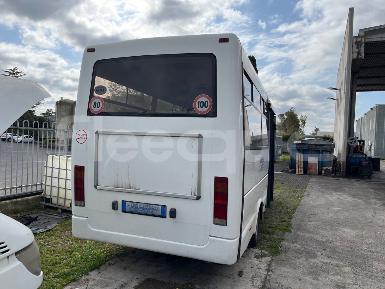 Mercedes-Benz 414T - Minibussi, Pikkubussi: kuva Mercedes-Benz 414T - Minibussi, Pikkubussi Mercedes-Benz 414T - Minibussi, Pikkubussi: kuva Mercedes-Benz 414T - Minibussi, Pikkubussi