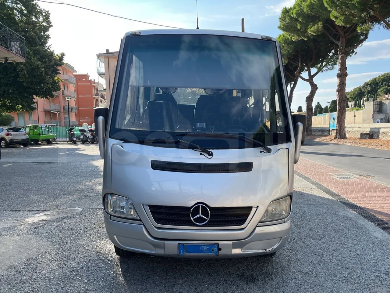 Mercedes-Benz Ibis - Esikaupunkien linja: kuva Mercedes-Benz Ibis - Esikaupunkien linja Mercedes-Benz Ibis - Esikaupunkien linja: kuva Mercedes-Benz Ibis - Esikaupunkien linja