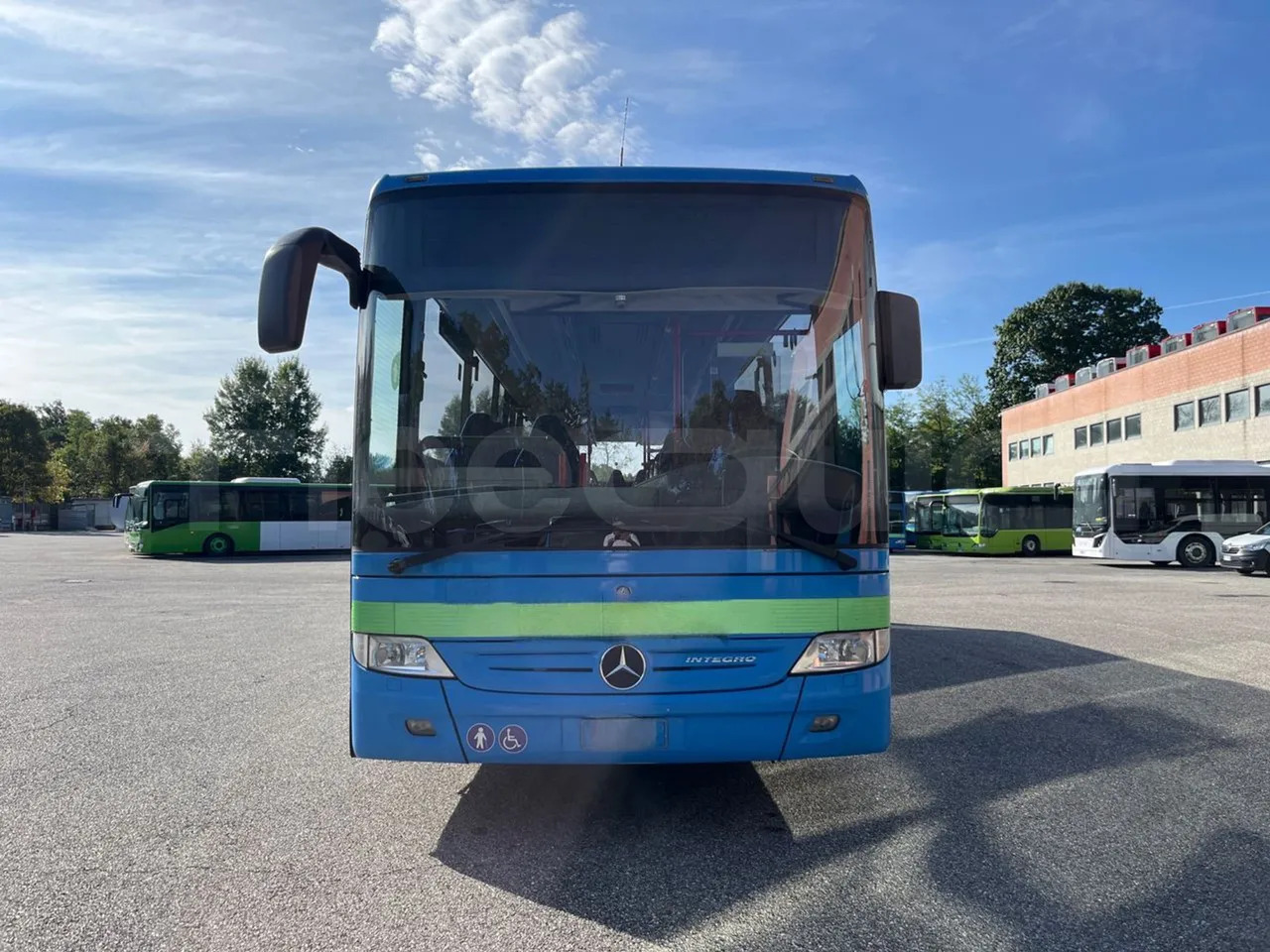Mercedes-Benz Integro - Esikaupunkien linja: kuva Mercedes-Benz Integro - Esikaupunkien linja Mercedes-Benz Integro - Esikaupunkien linja: kuva Mercedes-Benz Integro - Esikaupunkien linja