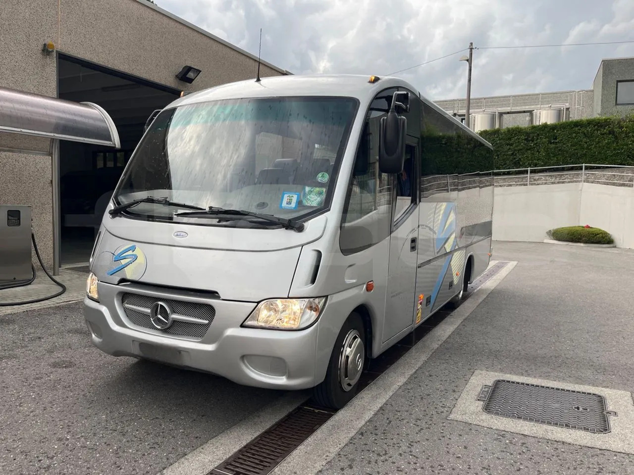 Mercedes-Benz MB 818 S - Turistibussi: kuva Mercedes-Benz MB 818 S - Turistibussi Mercedes-Benz MB 818 S - Turistibussi: kuva Mercedes-Benz MB 818 S - Turistibussi