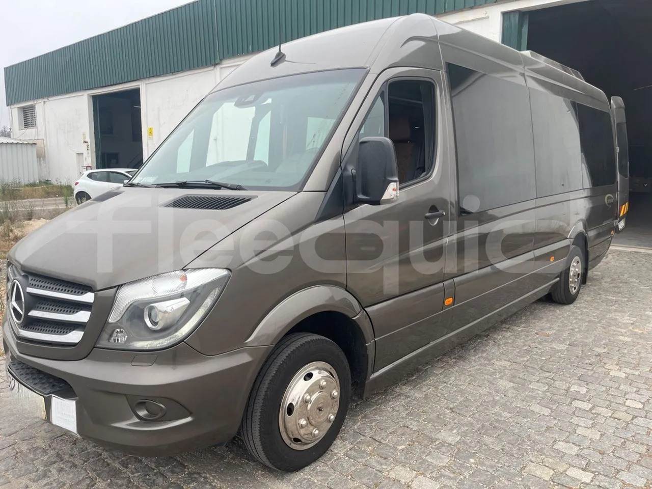 Mercedes-Benz Sprinter - Minibussi, Pikkubussi: kuva Mercedes-Benz Sprinter - Minibussi, Pikkubussi Mercedes-Benz Sprinter - Minibussi, Pikkubussi: kuva Mercedes-Benz Sprinter - Minibussi, Pikkubussi