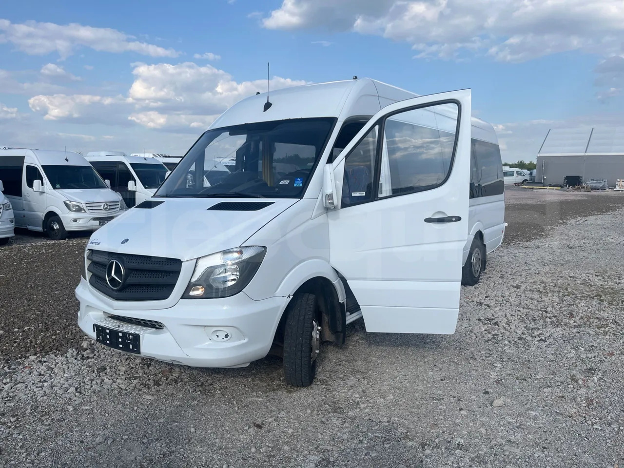 Mercedes-Benz Sprinter - Minibussi, Pikkubussi: kuva Mercedes-Benz Sprinter - Minibussi, Pikkubussi Mercedes-Benz Sprinter - Minibussi, Pikkubussi: kuva Mercedes-Benz Sprinter - Minibussi, Pikkubussi