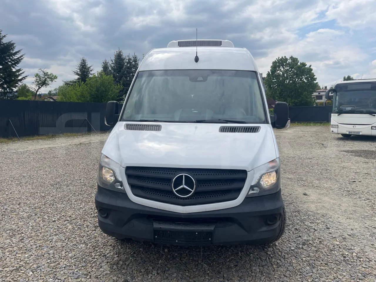 Mercedes-Benz Sprinter - Turistibussi: kuva Mercedes-Benz Sprinter - Turistibussi Mercedes-Benz Sprinter - Turistibussi: kuva Mercedes-Benz Sprinter - Turistibussi