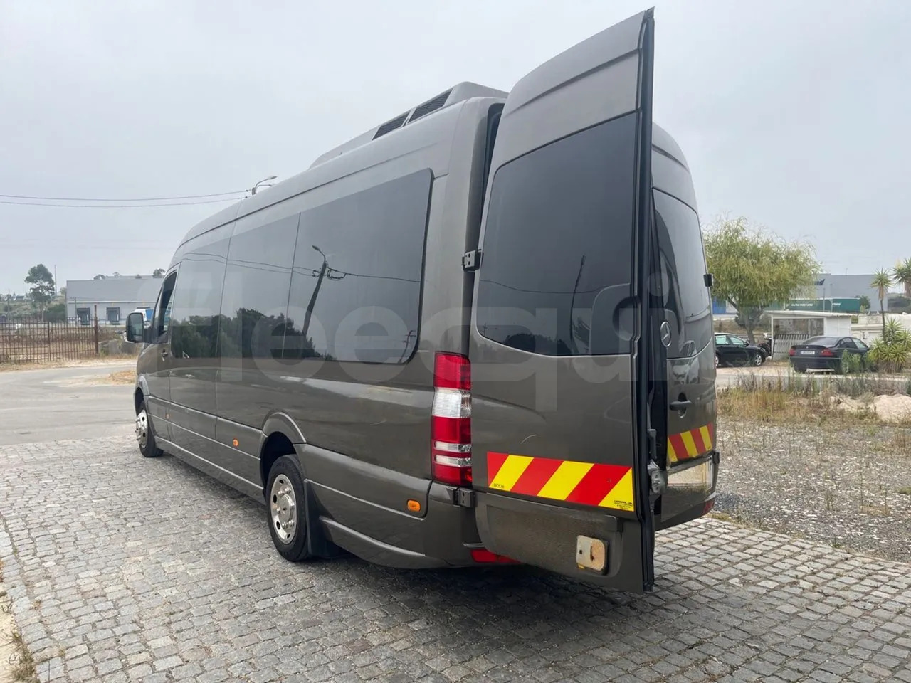 Mercedes-Benz Sprinter - Minibussi, Pikkubussi: kuva Mercedes-Benz Sprinter - Minibussi, Pikkubussi Mercedes-Benz Sprinter - Minibussi, Pikkubussi: kuva Mercedes-Benz Sprinter - Minibussi, Pikkubussi