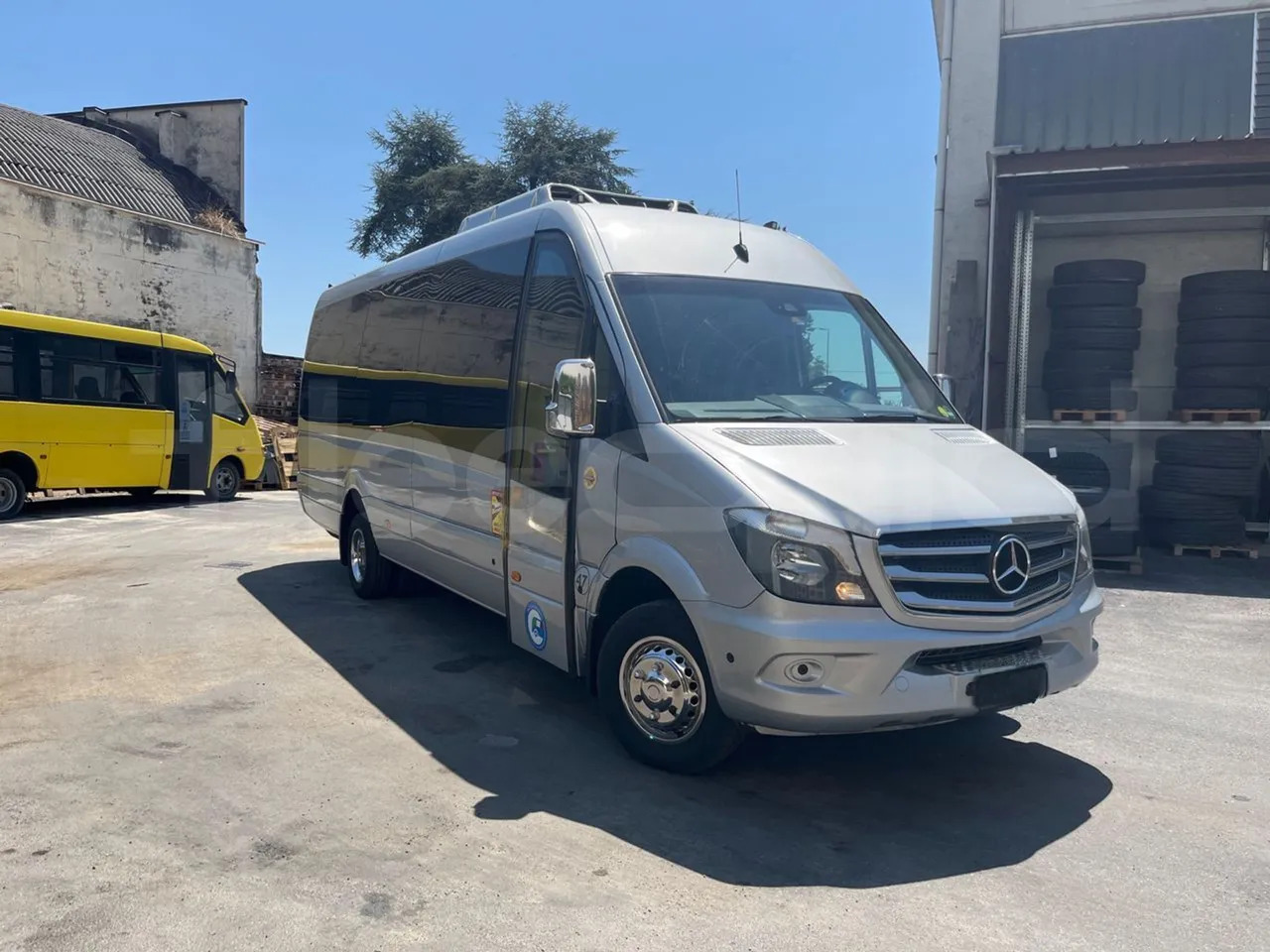 Mercedes-Benz Sprinter - Minibussi, Pikkubussi: kuva Mercedes-Benz Sprinter - Minibussi, Pikkubussi Mercedes-Benz Sprinter - Minibussi, Pikkubussi: kuva Mercedes-Benz Sprinter - Minibussi, Pikkubussi