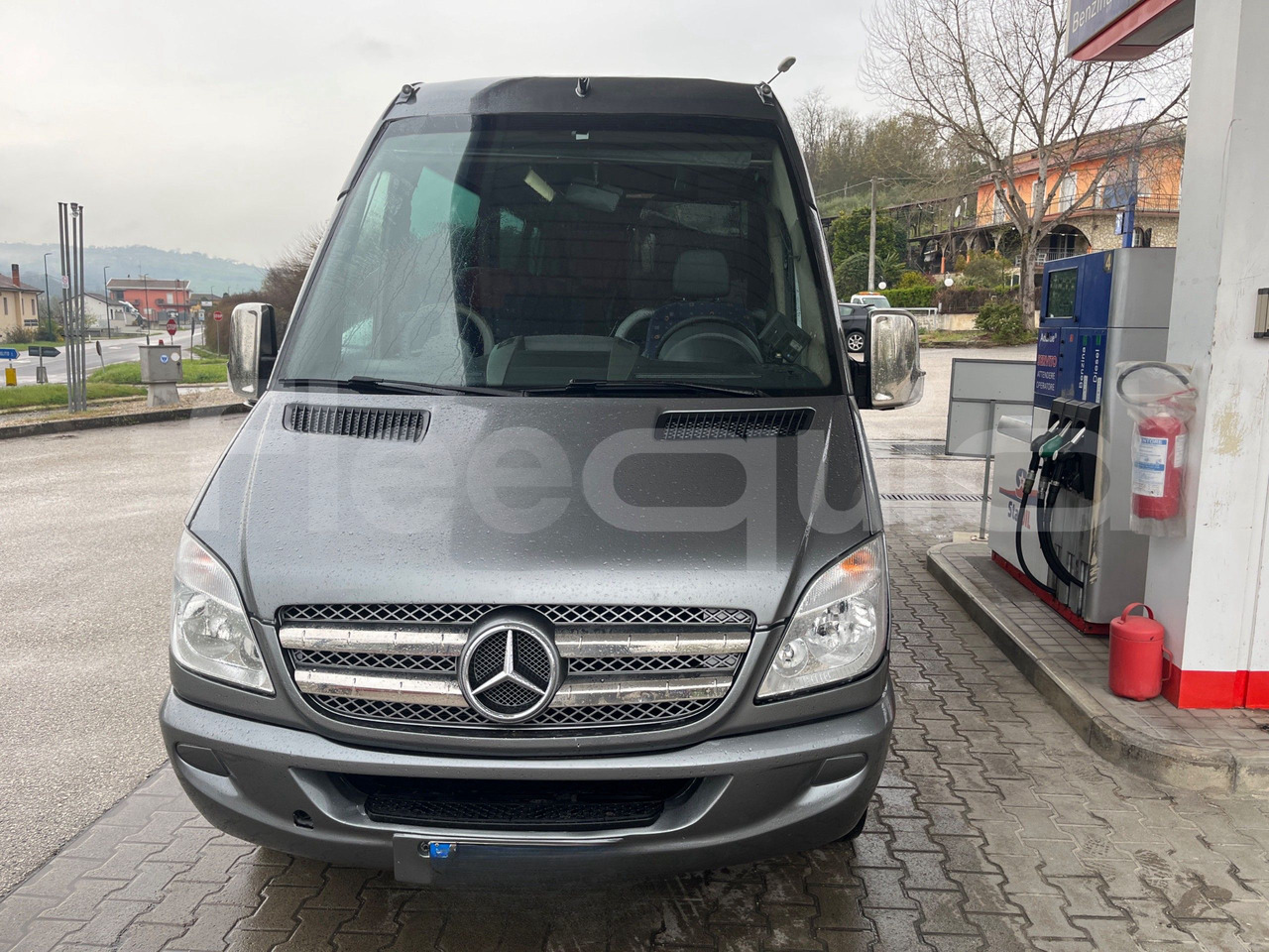 Mercedes-Benz Sprinter - Esikaupunkien linja: kuva Mercedes-Benz Sprinter - Esikaupunkien linja Mercedes-Benz Sprinter - Esikaupunkien linja: kuva Mercedes-Benz Sprinter - Esikaupunkien linja