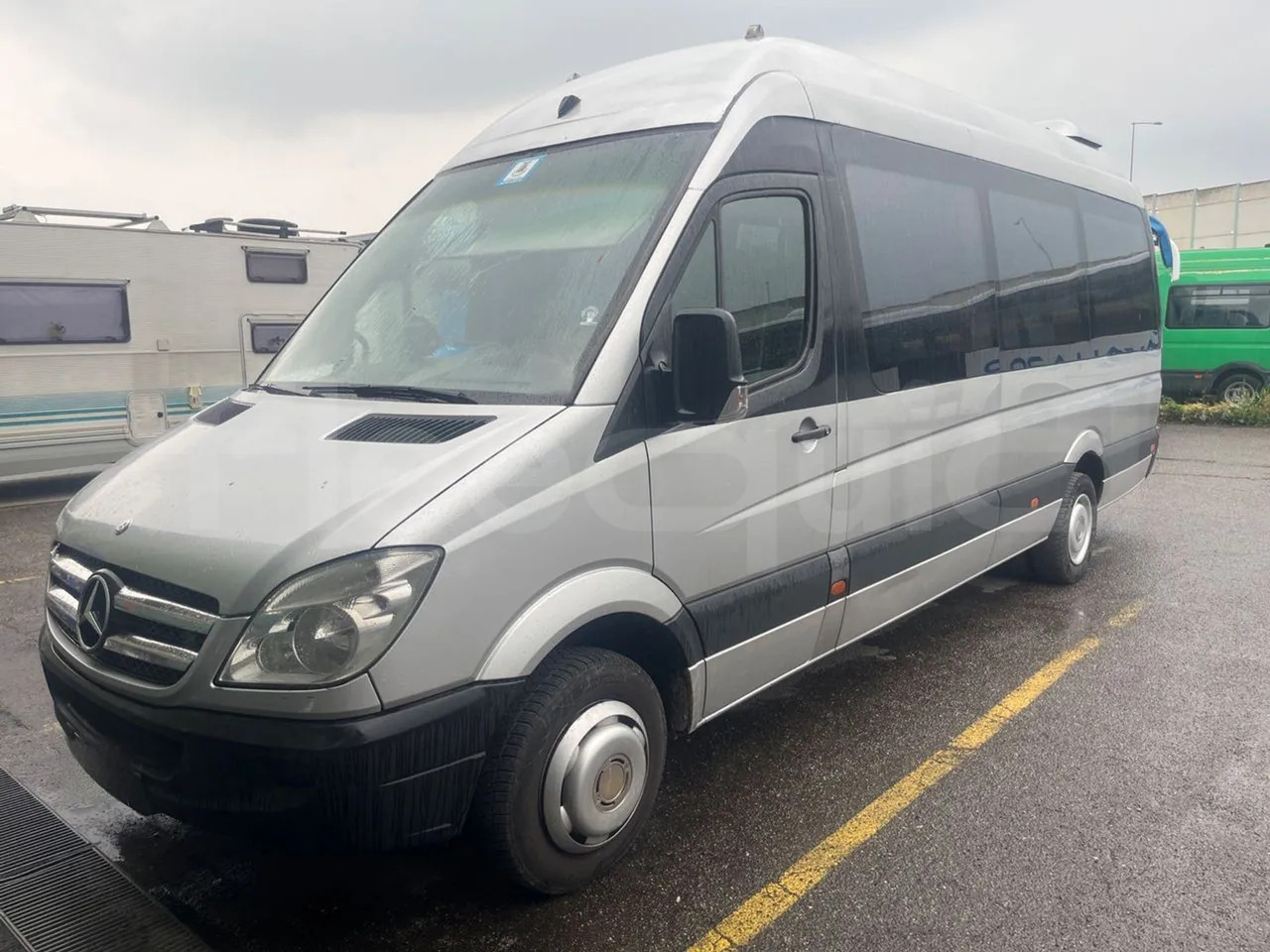 Mercedes-Benz Sprinter - Minibussi, Pikkubussi: kuva Mercedes-Benz Sprinter - Minibussi, Pikkubussi Mercedes-Benz Sprinter - Minibussi, Pikkubussi: kuva Mercedes-Benz Sprinter - Minibussi, Pikkubussi