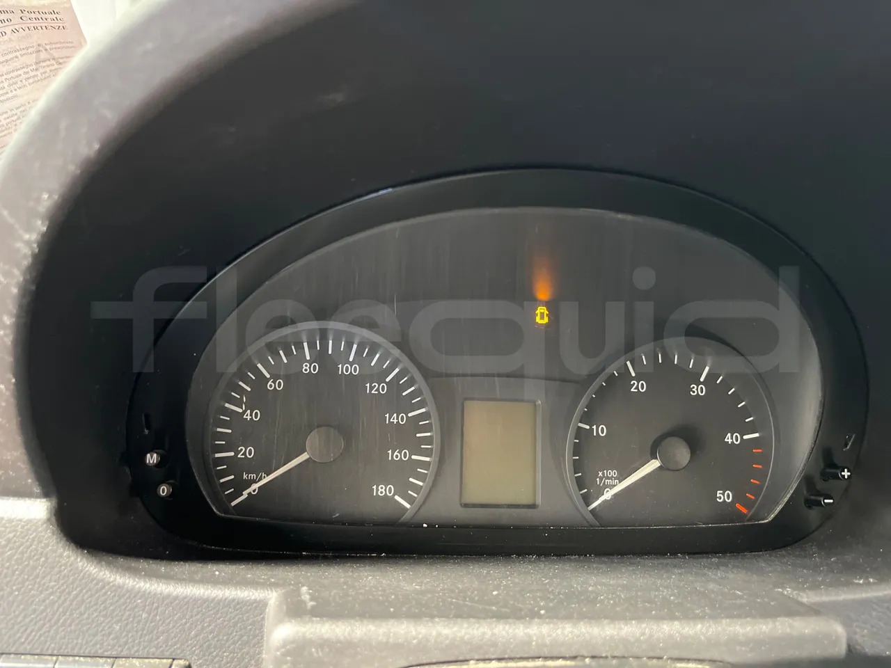 Mercedes-Benz Sprinter - Esikaupunkien linja: kuva Mercedes-Benz Sprinter - Esikaupunkien linja Mercedes-Benz Sprinter - Esikaupunkien linja: kuva Mercedes-Benz Sprinter - Esikaupunkien linja