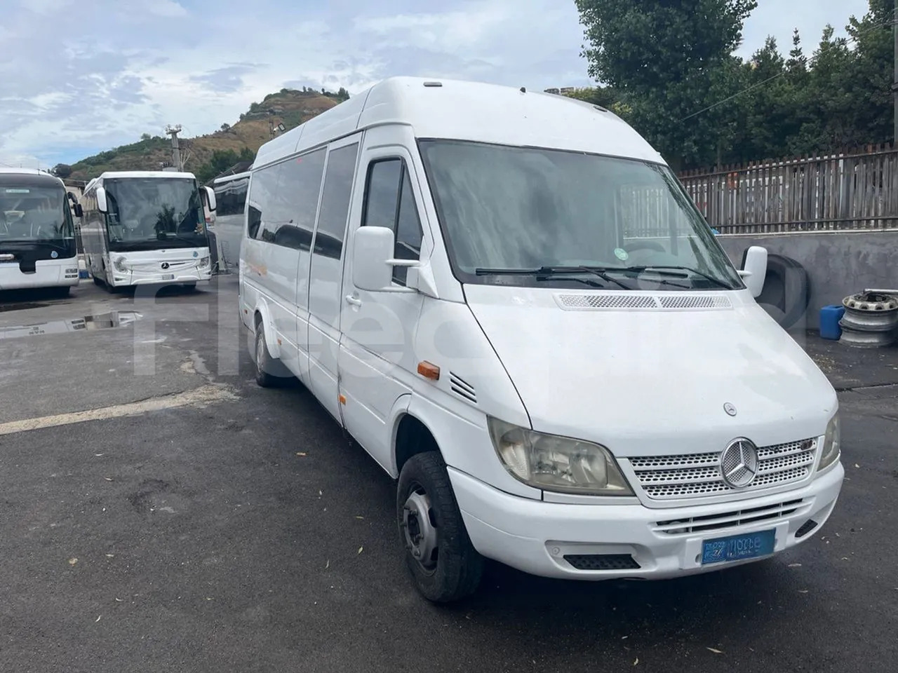 Mercedes-Benz Sprinter - Minibussi, Pikkubussi: kuva Mercedes-Benz Sprinter - Minibussi, Pikkubussi Mercedes-Benz Sprinter - Minibussi, Pikkubussi: kuva Mercedes-Benz Sprinter - Minibussi, Pikkubussi